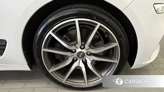 Genesis The New G70 id 3428114 из Кореи 15