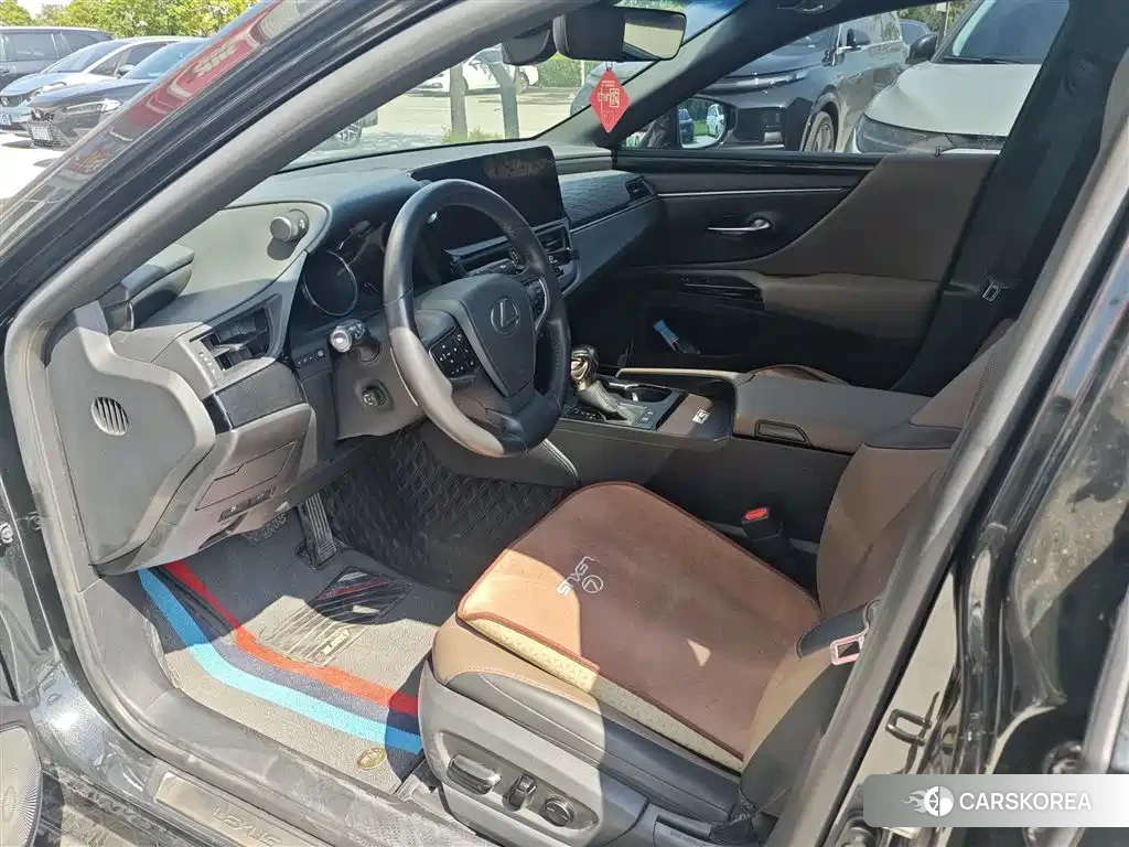 Lexus ES 2024 Черный из Китая, фото 5