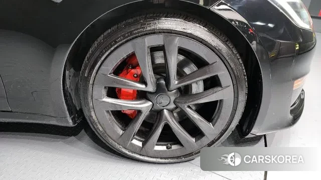 Tesla Model S id 3462525 из Кореи 15