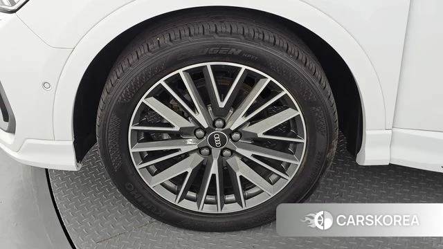 Audi Q3 (F3) id 4282086 из Кореи 15