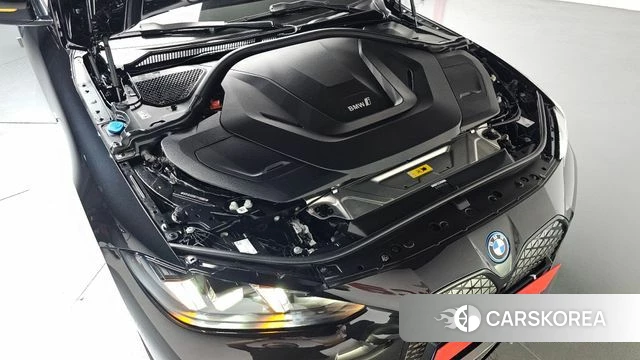 BMW i4 id 4705856 из Кореи 30