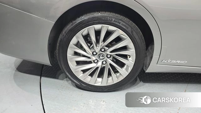 Lexus ES300h 7th generation id 4625347 из Кореи 26