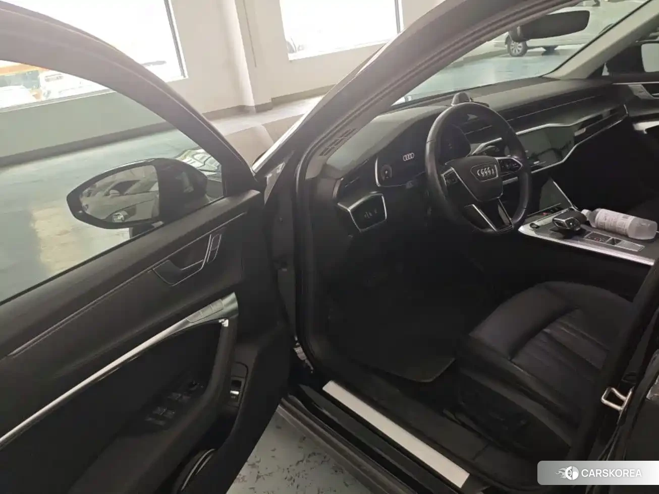 Audi A6 2023 Черный из Китая, фото 5