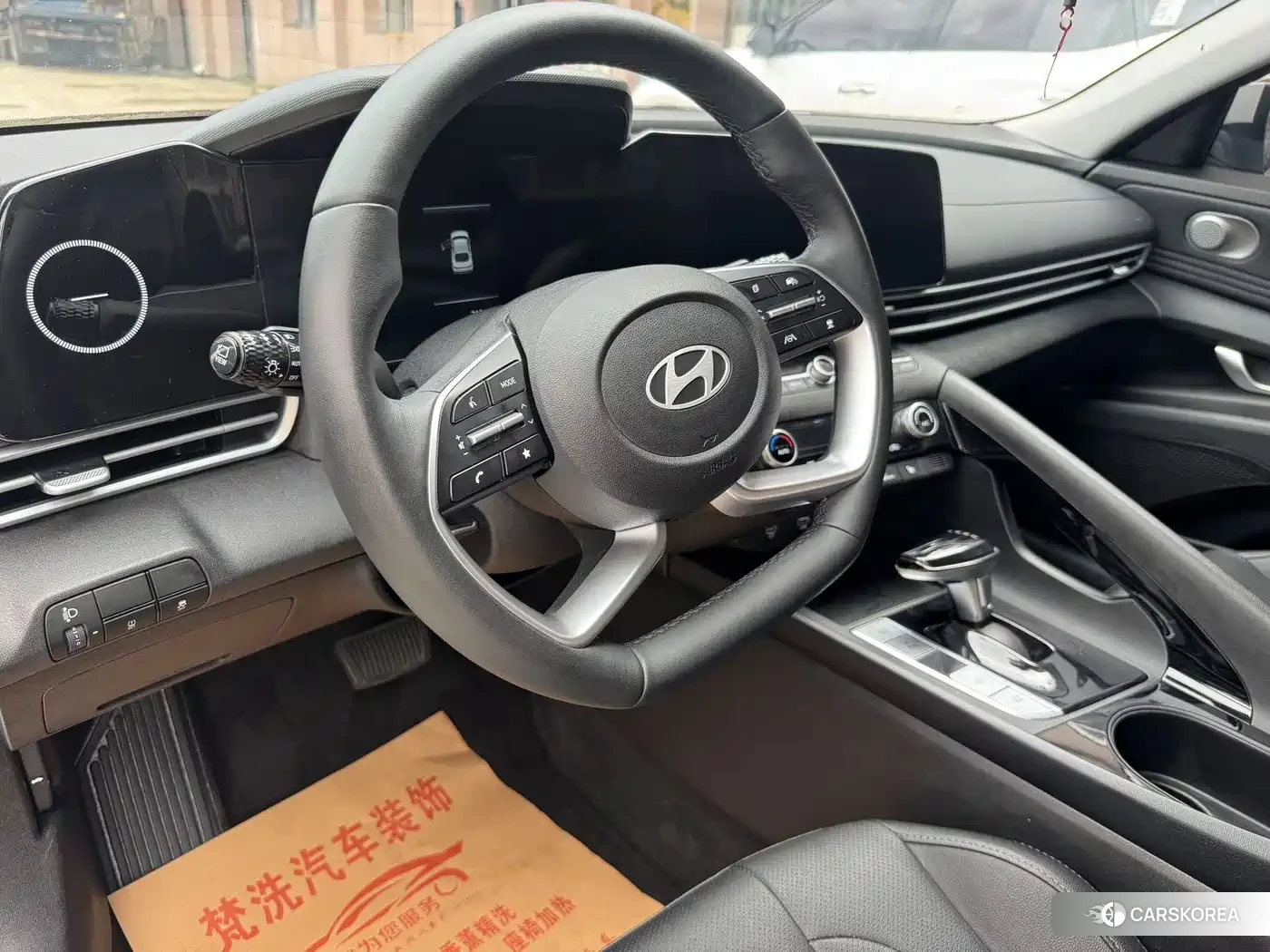 Hyundai Elantra 2023 Белый из Китая, фото 5