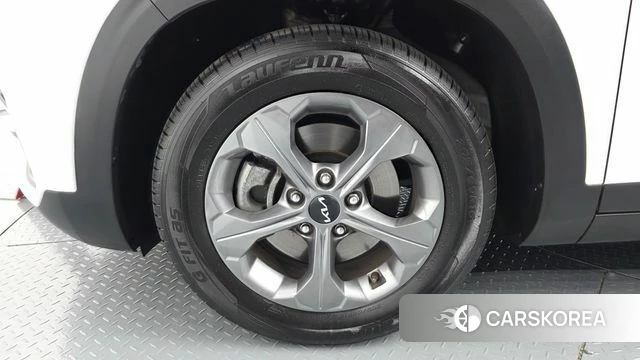 Kia Seltos id 4018156 из Кореи 15