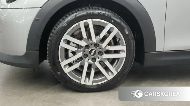 Mini Cooper C 4th generation id 3272293 из Кореи 15