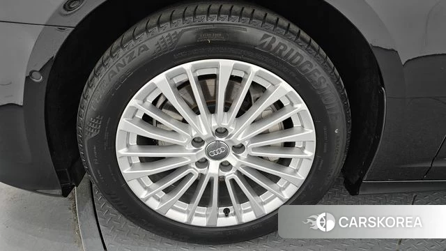 Audi A6 (C8) id 3843319 из Кореи 15