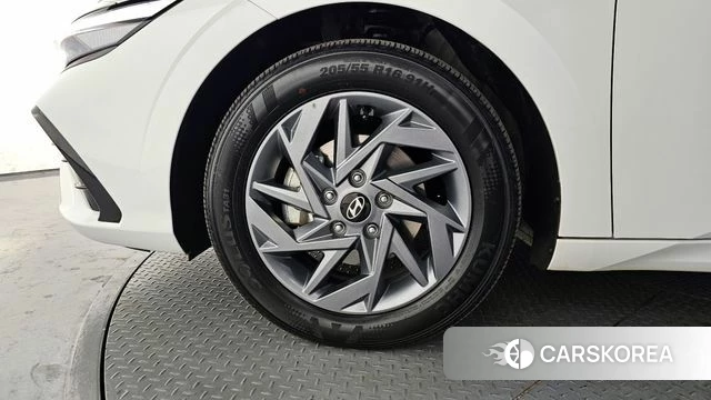 Hyundai The New Avante (CN7) id 3811139 из Кореи 15