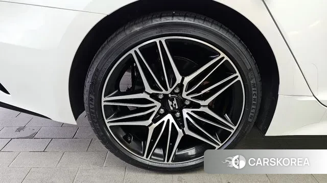 Kia Stinger id 3760995 из Кореи 15