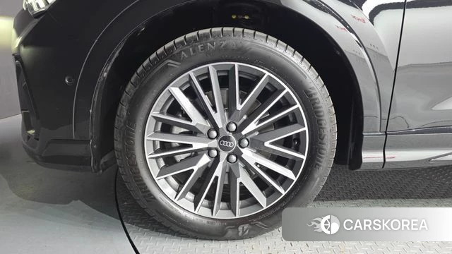 Audi Q3 (F3) id 4394364 из Кореи 27