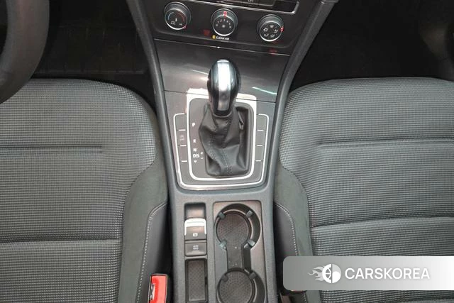 Volkswagen Golf id 4219980 из Китая 12