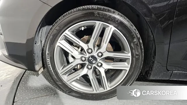 Kia Come New K3 id 3515209 из Кореи 15