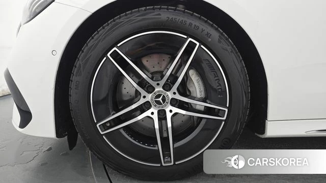 Mercedes-Benz E-Class W214 id 4743839 из Кореи 31