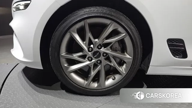 Genesis The New G70 id 3359662 из Кореи 15