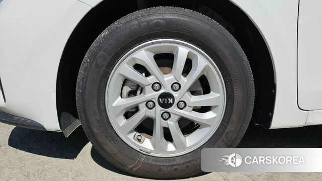 Kia Come New K3 id 3898621 из Кореи 15