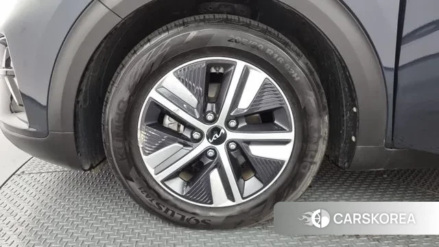 Kia The New Niro id 3468494 из Кореи 15