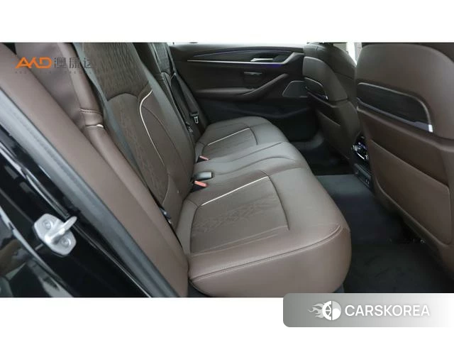 BMW 5 series 2021 Черный из Китая, фото 5