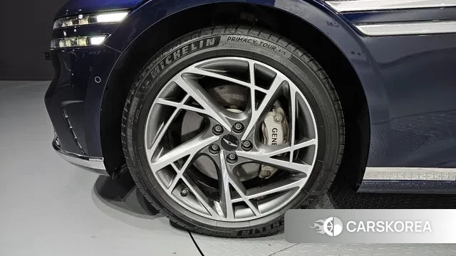 Genesis G90 (RS4) id 3561031 из Кореи 15