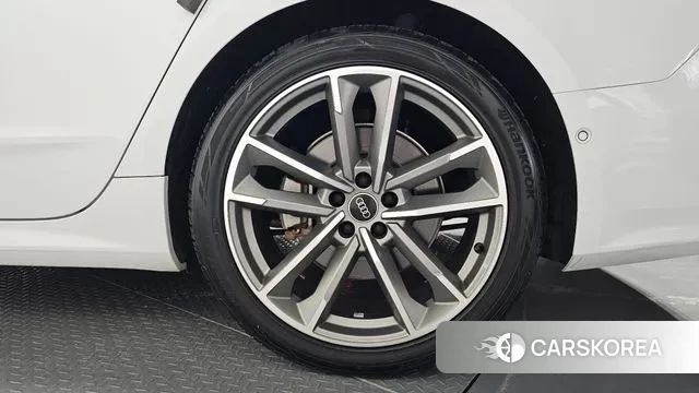 Audi A7 (4K) id 2985554 из Кореи 15