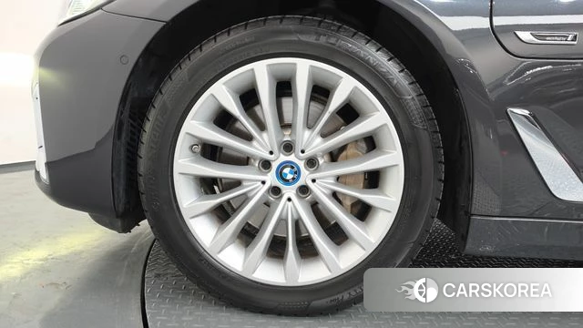 BMW 5 Series (G30) id 4423217 из Кореи 33
