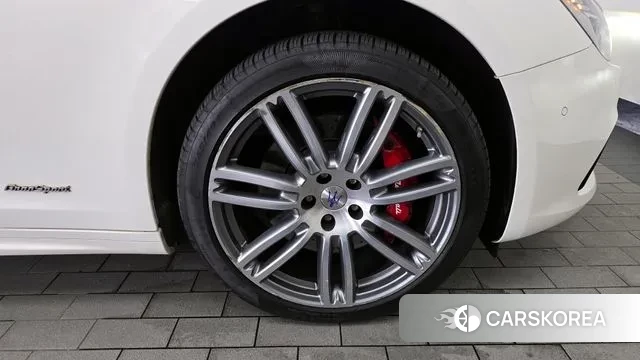 Maserati Ghibli id 3095574 из Кореи 15