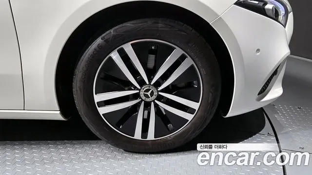 Mercedes-Benz A-Class W177 id 2718021 из Кореи 15