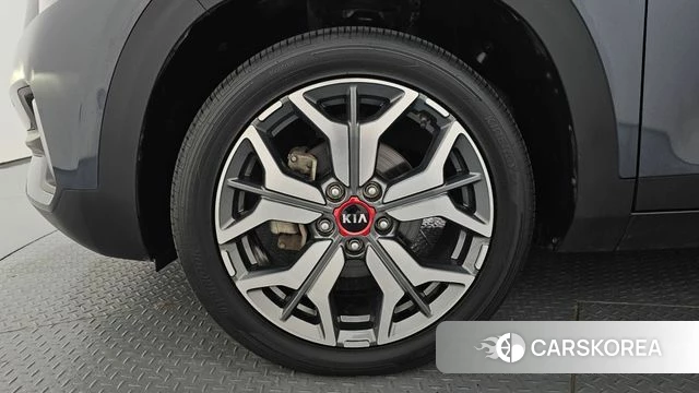 Kia Seltos id 4703069 из Кореи 15