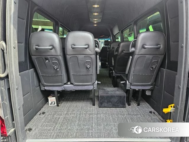 Mercedes-Benz Sprinter 2023 Черный из Кореи, фото 5