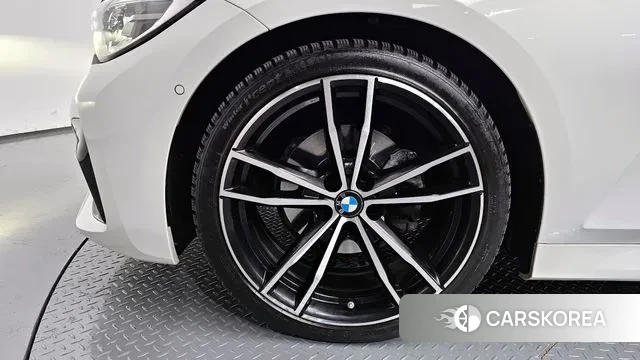 BMW 3 Series (G20) id 3539699 из Кореи 15