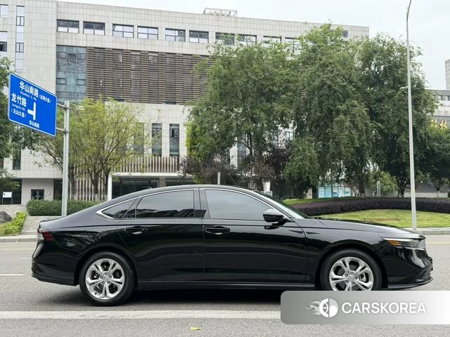 Honda Accord id 4273480 из Китая 11