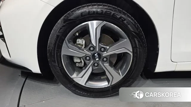 Kia Come New K3 id 3552453 из Кореи 15