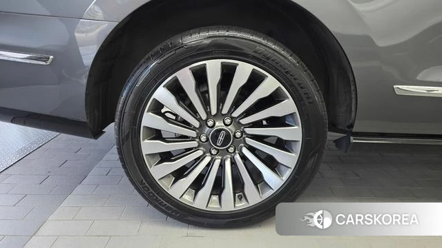 Lincoln Navigator 4th generation id 4697763 из Кореи 34