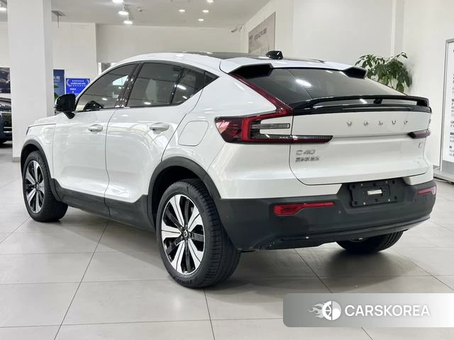 Volvo C40 EV id 3908737 из Китая 13