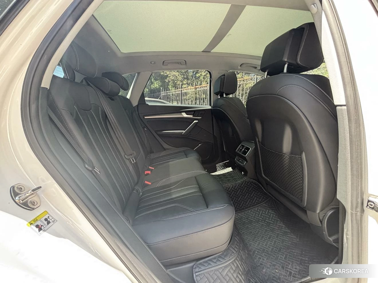 Audi Q5L 2023 Белый из Китая, фото 5