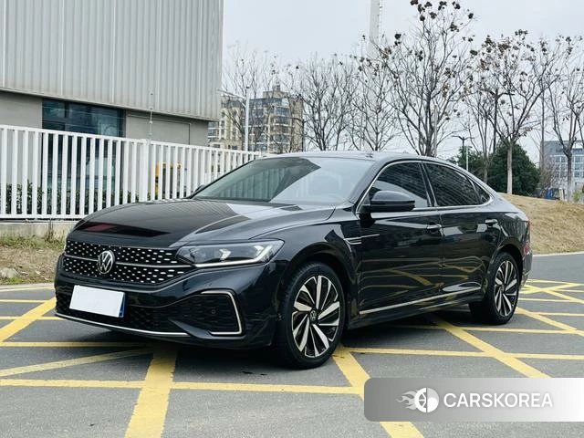 Volkswagen Passat 2022 Черный из Китая, фото 5