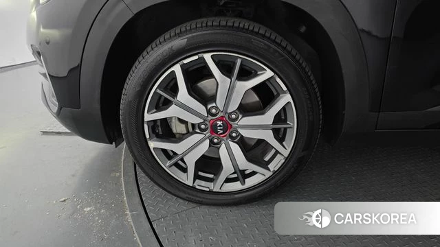 Kia Seltos id 4424269 из Кореи 30