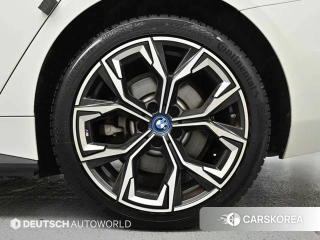 BMW i4 id 4656786 из Кореи 15
