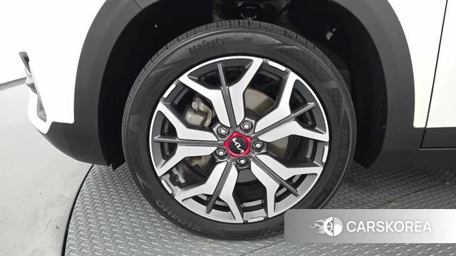 Kia Seltos id 4676563 из Кореи 28