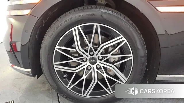 Genesis G90 (RS4) id 3758843 из Кореи 15