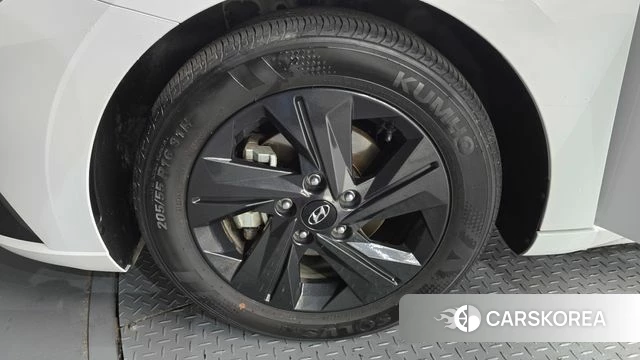 Hyundai Avante (CN7) id 4330167 из Кореи 28