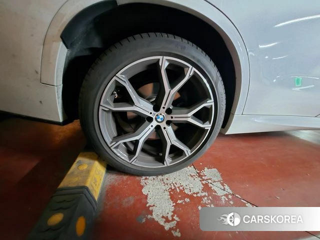 BMW X5 (G05) 2025 Белый из Кореи, фото 5