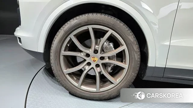 Porsche Cayenne (PO536) id 3094750 из Кореи 15