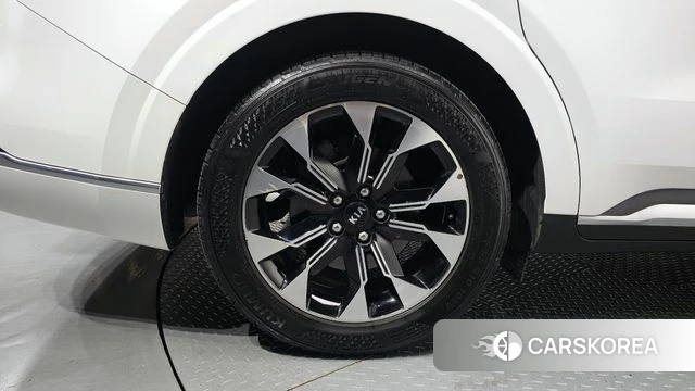 Kia Carnival 4th generation id 4250430 из Кореи 15