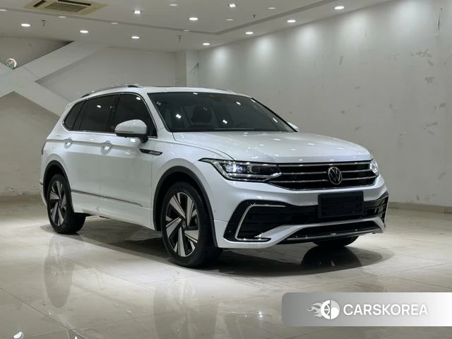 Volkswagen Tiguan L id 4276943 из Китая 9