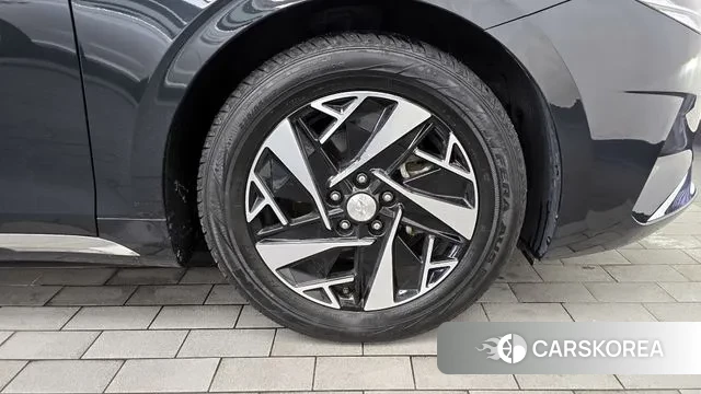 Hyundai The New Grandeur IG Hybrid id 3232076 из Кореи 15