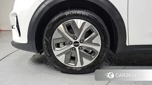 Kia Niro Plus id 3712265 из Кореи 15
