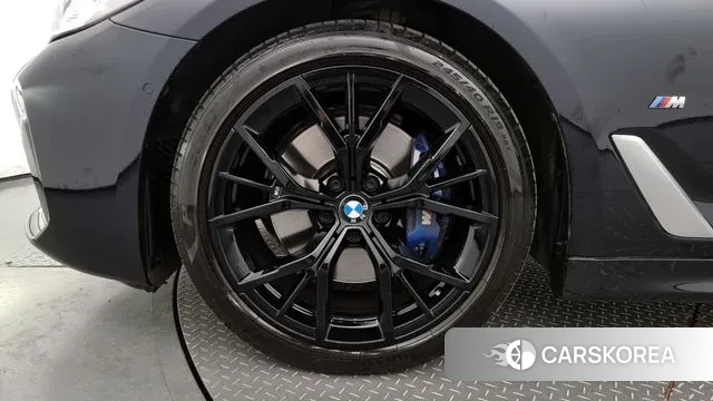 BMW 5 Series (G30) id 3202659 из Кореи 15