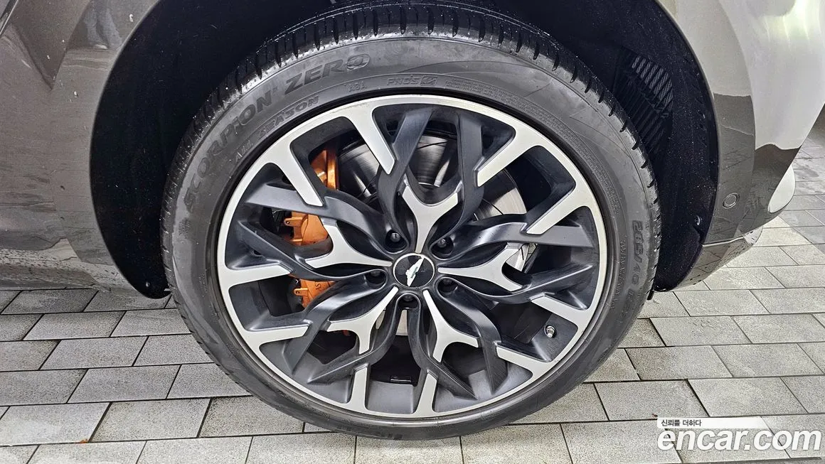 Aston Martin DBX id 2178665 из Кореи 15