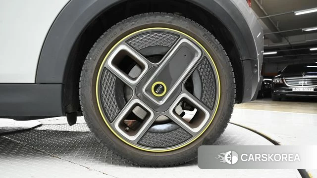 Mini Cooper Electric id 3903168 из Кореи 15