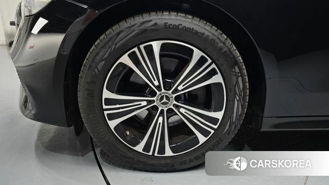 Mercedes-Benz E-Class W214 id 4193993 из Кореи 25